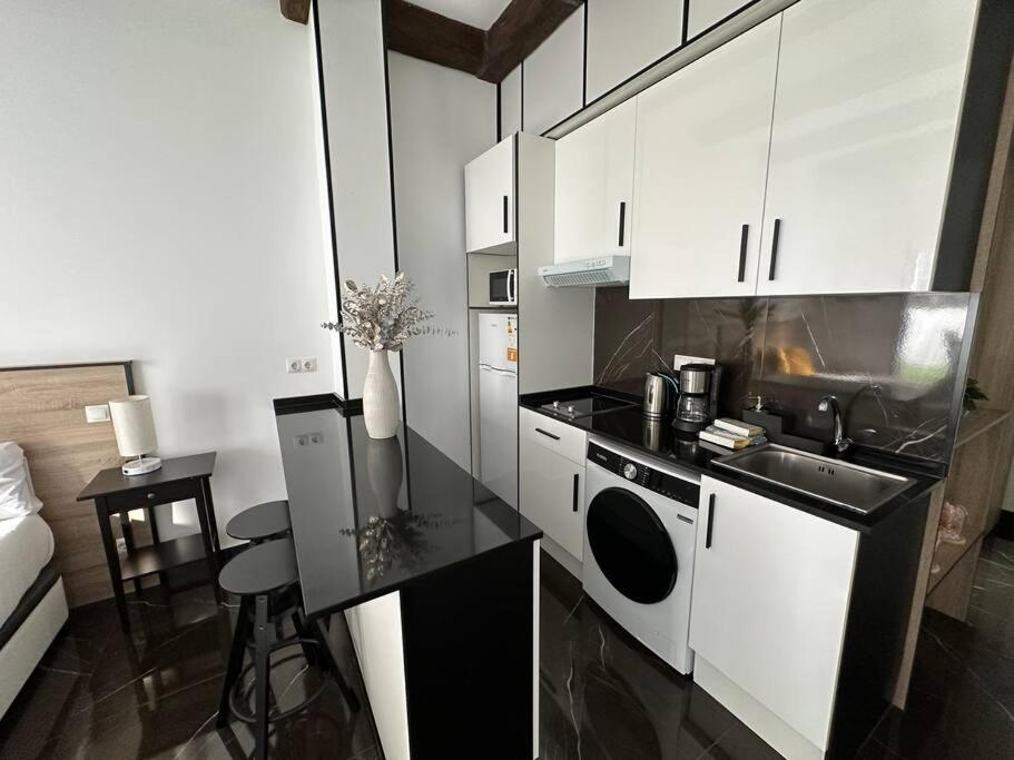 Cozy Penthouse With Terrace In Gran Via - 3c Apartamento Madri